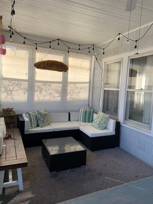 4207 Barker Ave in Omaha, NE - Building Photo - Building Photo