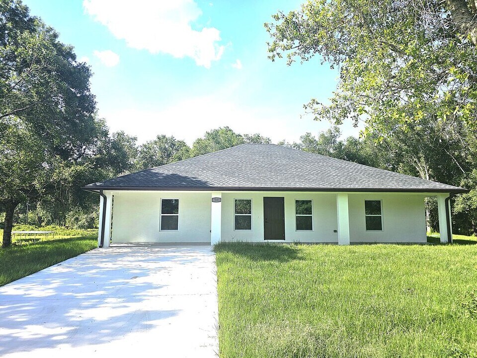 7501 NW 81st Ct in Okeechobee, FL - Building Photo