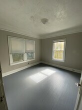 7140 Buffalo Ave in Jacksonville, FL - Foto de edificio - Building Photo