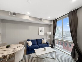 901 Canal St in Philadelphia, PA - Building Photo