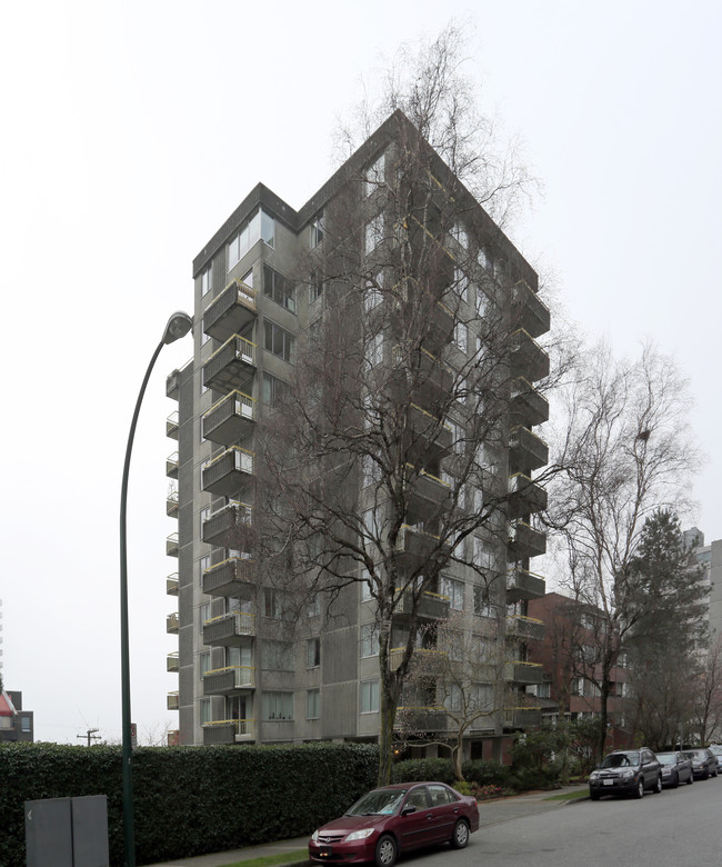 Seascape Apartments in Vancouver, BC - Building Photo - Building Photo