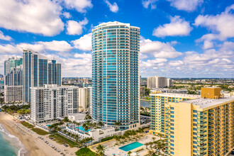 Trump Hollywood in Hollywood, FL - Building Photo - Building Photo