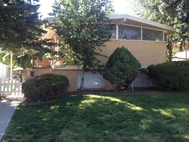 property at 1119 Clinton St