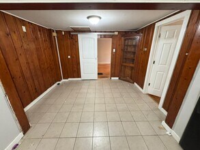 181 Blake St, Unit 1 in New Haven, CT - Foto de edificio - Building Photo