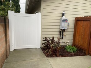 3078 Deacon St in Simi Valley, CA - Building Photo - Building Photo