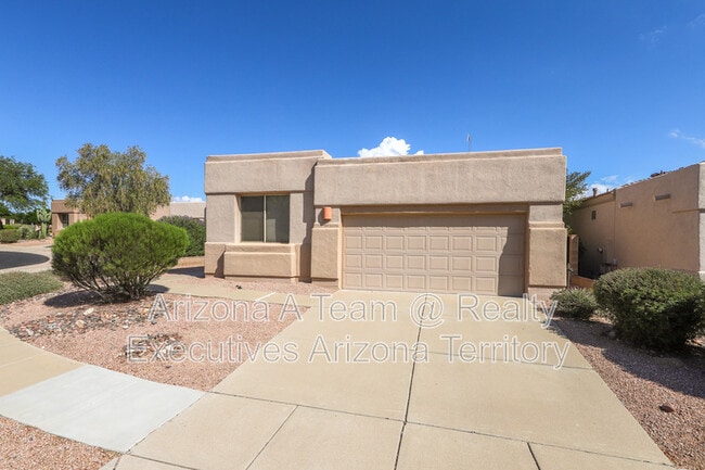 7427 E Placita Rio Cabo in Tucson, AZ - Building Photo - Building Photo
