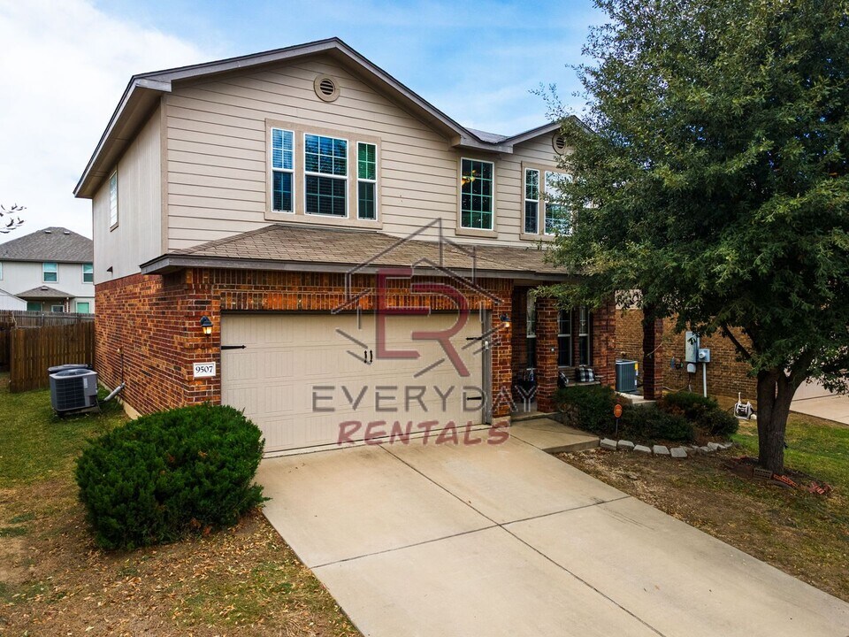 9507 Shimla Drive in Killeen, TX - Building Photo