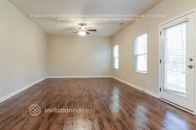 4882 Clarkstone Dr in Flowery Branch, GA - Building Photo - Building Photo