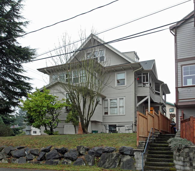 520 N 45th St in Seattle, WA - Foto de edificio - Building Photo