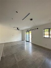 4627 SW 32nd Ave in Fort Lauderdale, FL - Building Photo - Building Photo