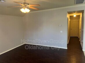 11139 SW 5th St in Yukon, OK - Building Photo - Building Photo