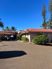 3459 Omaopio Rd in Kula, HI - Foto de edificio - Building Photo