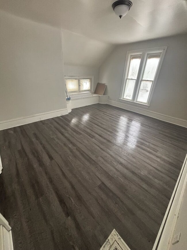 509 W Franklin St in Elkhart, IN - Building Photo - Building Photo