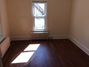 45 Decatur St, Unit 45 in Burlington, VT - Foto de edificio - Building Photo