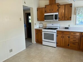 14551 OH-93 in Logan, OH - Building Photo - Building Photo