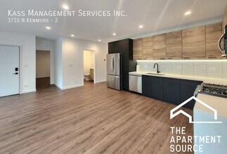 3710 N Kenmore Ave, Unit 2 in Chicago, IL - Building Photo - Building Photo