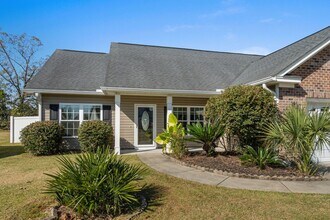 205 Oak Landing Dr in Conway, SC - Building Photo - Building Photo