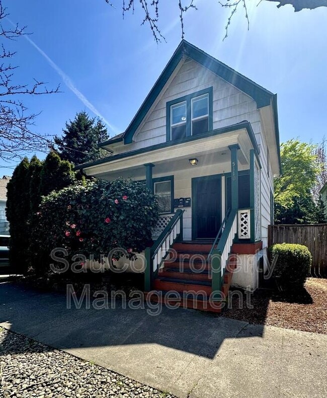 property at 5110 NE Glisan St