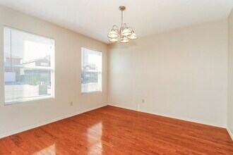 300 Dakota Ridge Dr in Fort Worth, TX - Building Photo - Building Photo