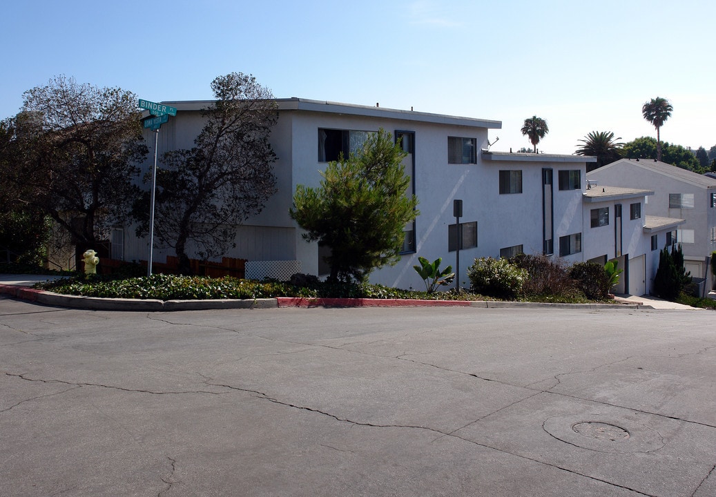 One Twenty Apartments in El Segundo, CA - Building Photo