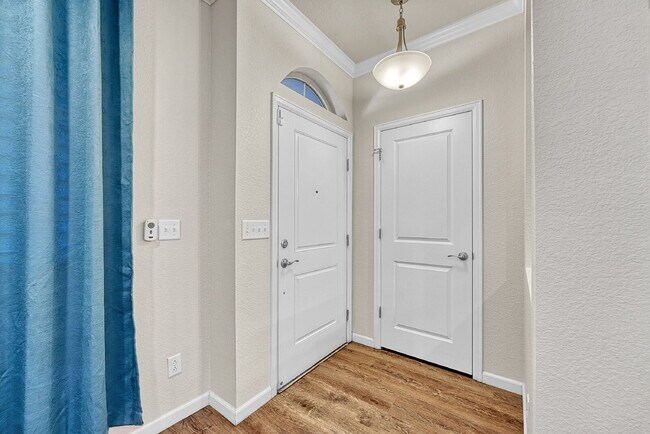 8173 S Yosemite Ct in Centennial, CO - Building Photo - Building Photo