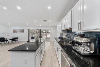 1996 Sheffield Ave in Marco Island, FL - Building Photo - Building Photo