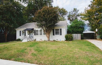 2766 Union Ave in Memphis, TN - Building Photo - Building Photo