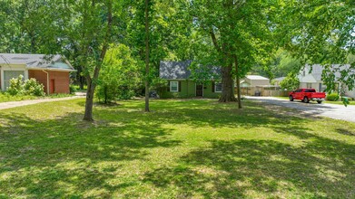 1020 W Main St in Brownsville, TN - Building Photo - Building Photo