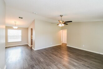 2915 Andy Ct in Orange Park, FL - Building Photo - Building Photo