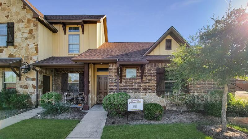 3200 Airborne Ave in College Station, TX - Foto de edificio