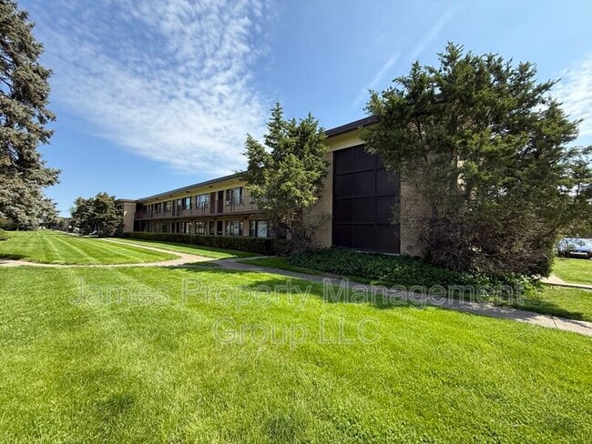 property at 39 King Arthur Ct