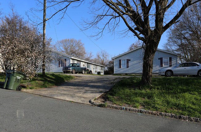 801-803 Mallard Ave in Durham, NC - Building Photo - Building Photo