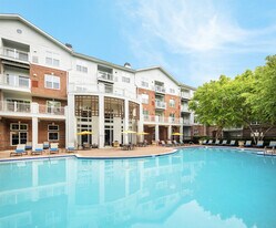 10X Columbia Town Center in Columbia, MD - Building Photo