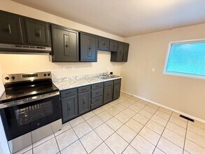 3933 Conried Ct in Indianapolis, IN - Building Photo - Building Photo