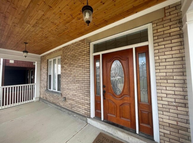 1229 E Livingston Ave in Columbus, OH - Building Photo - Building Photo