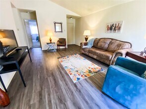 12905 Pegasus St in Austin, TX - Building Photo - Building Photo