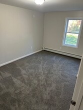 29 Shady Brk Dr in Sidney, ME - Building Photo - Building Photo