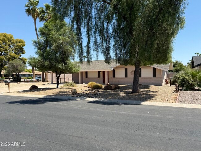 101 S Florence Ave in Litchfield Park, AZ - Building Photo - Building Photo
