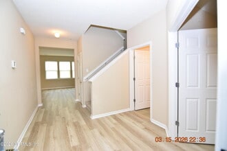 16019 Hutton Ln in Jacksonville, FL - Building Photo - Building Photo