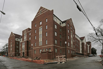 Shelbourne Towers in Knoxville, TN - Building Photo - Building Photo