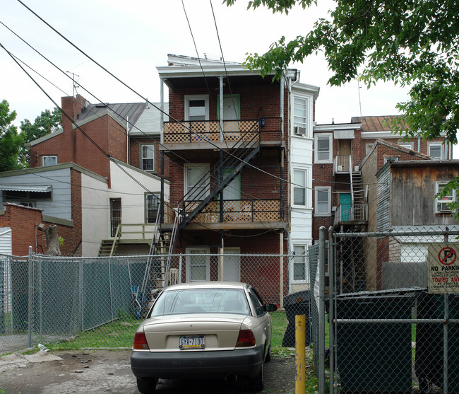 833 Dekalb St in Norristown, PA - Building Photo - Building Photo