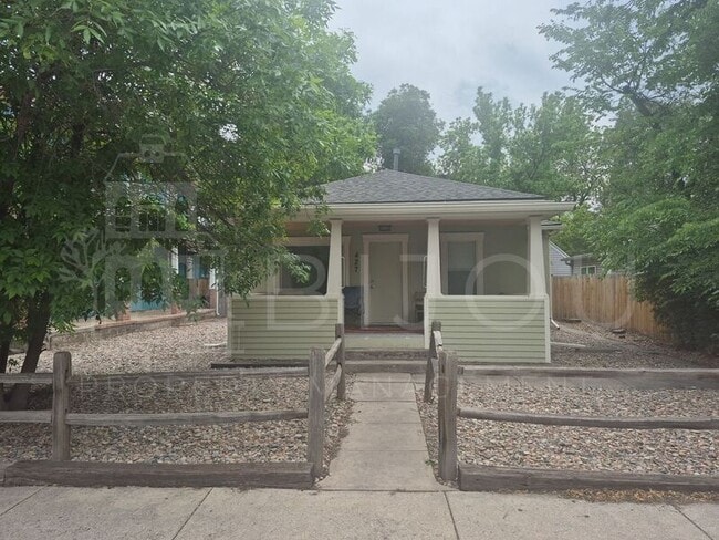 property at 427-431 E Bijou St
