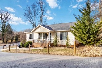 440 Lincoln St in Belmont, NC - Building Photo - Building Photo