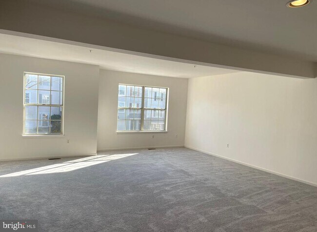 12206 Sleepy Horse Ln in Columbia, MD - Building Photo - Building Photo