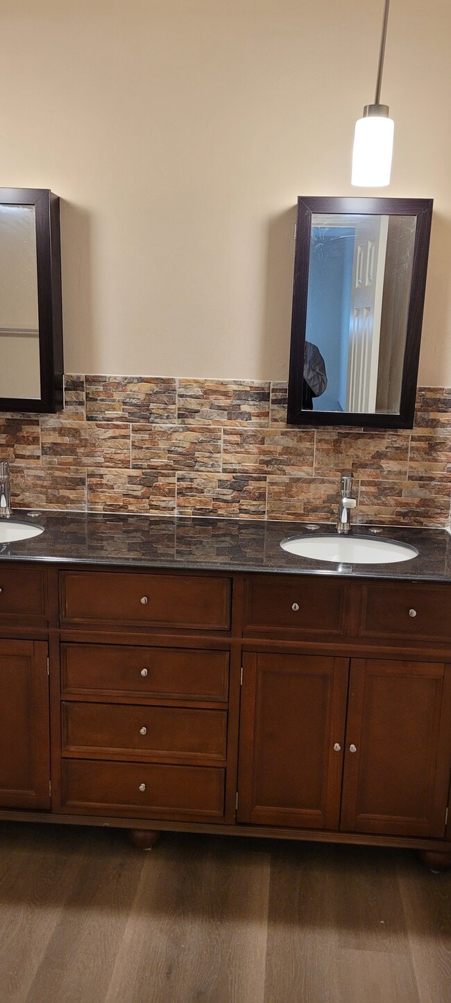 10001 Kodiak Dr in St. Ann, MO - Building Photo - Building Photo