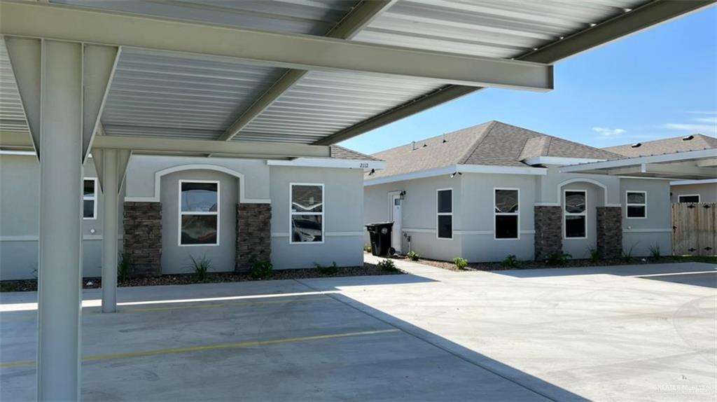 2112 Redbud Ln, Unit 3 in Weslaco, TX - Building Photo