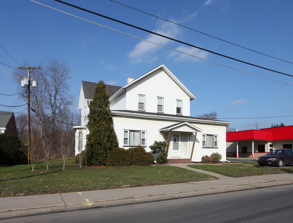 334 Main St in Greenville, PA - Building Photo