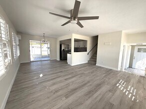 3181 Hatton St in Sarasota, FL - Foto de edificio - Building Photo