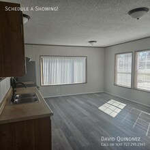 2737 W Washington Center Rd in Fort Wayne, IN - Building Photo - Building Photo