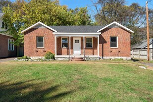 3907 Katherine St in Nashville, TN - Building Photo
